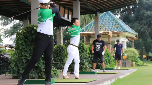 Tommy Kurniawan di ajang Turnamen Golf Milenial Parlemen