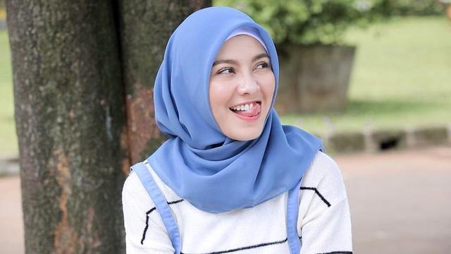 Dipuji Makin Menawan, Ini 6 Potret Haviza Devi Anjani Pakai Hijab