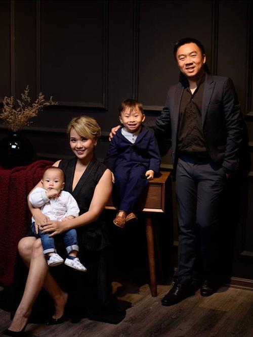 Fuck a Woman in the Uretra ni onlayn tomosha qiling