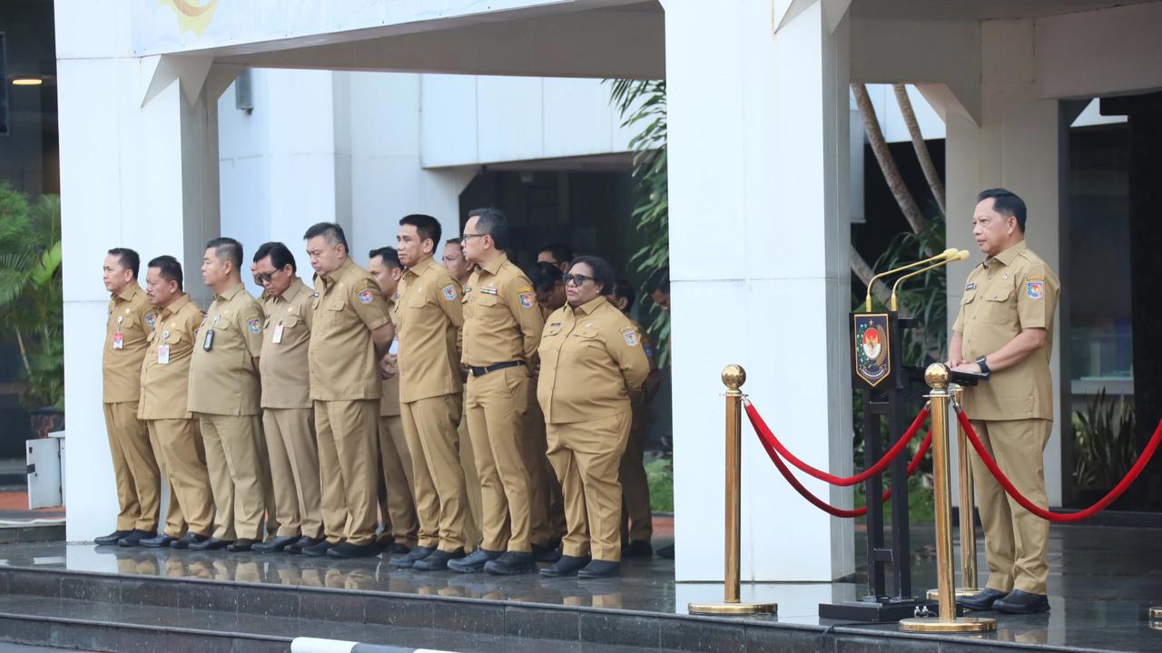Mendagri Tito halalbihalal dengan ASN di Kantor Pusat Kemendagri
