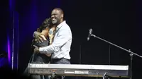 Lirik Lagu One Last Cry - Brian McKnight