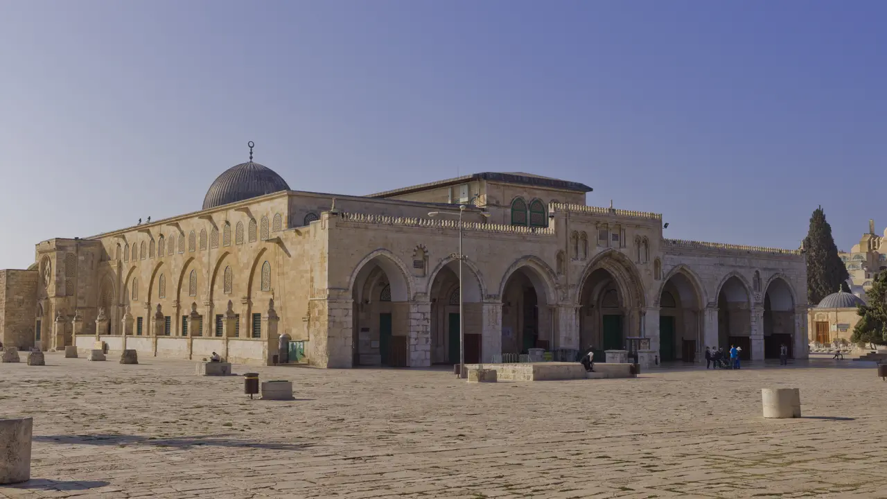 [Bintang] Isra Miraj: 7 Fakta yang Kamu Tidak Tahu Tentang Masjid Al-Aqsa