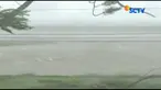 Angin kencang dan ombak tinggi melanda Ha Tinh, Vietnam dan menewaskan dua warganya.