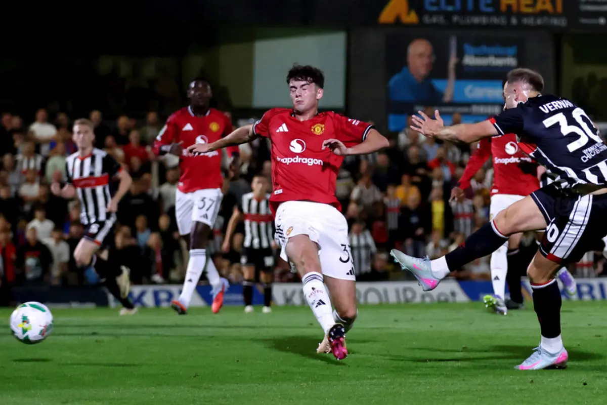 Grimsby Town vs Manchester United