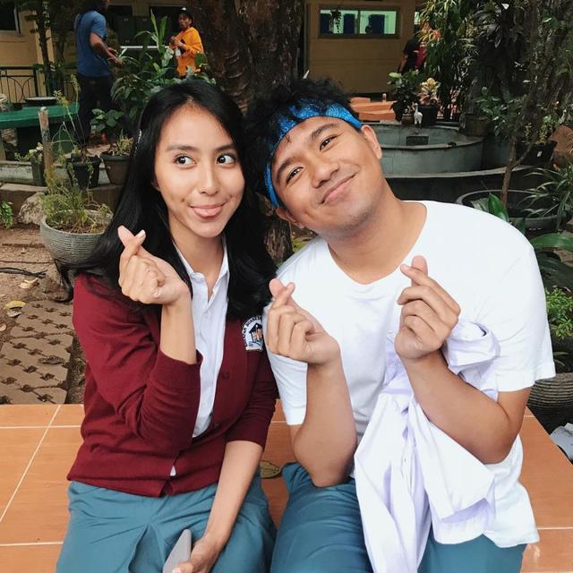 6 Potret Perjalanan Cinta Joshua dan Clairine, Cinlok Hingga Resmi Menikah