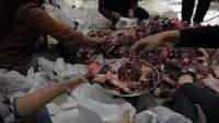 Jangan Asal Bungkus Daging Kurban, Jeroan Sebaiknya Dipisah