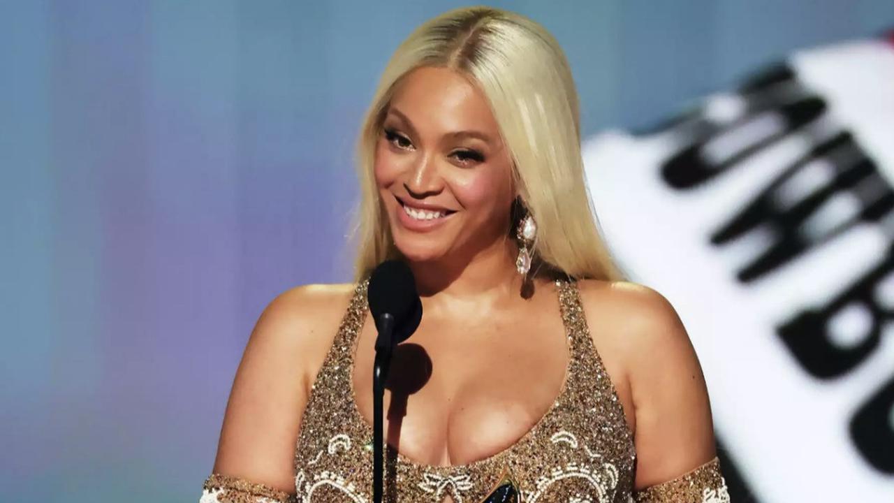 Daftar Lengkap Pemenang Grammy Awards 2025, Beyonce hingga Sabrina Carpenter Sabet Penghargaan