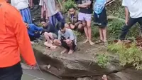 Keceriaan Bocah Bermain di Sungai Cilaku Cianjur Berujung Duka