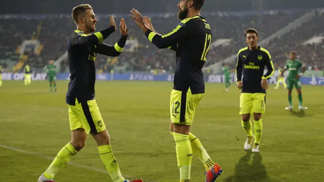 Dua bintang Arsenal, Aaron Ramsey dan Olivier Giroud