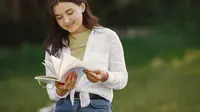 10 Rekomendasi Buku Bacaan Terbaik 2025, Self-Improvement hingga Fiksi Best Seller