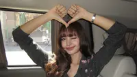 Lisa BLACKPINK Dikabarkan Dekat Blue Pongtiwat, Aktor dan Model Thailand