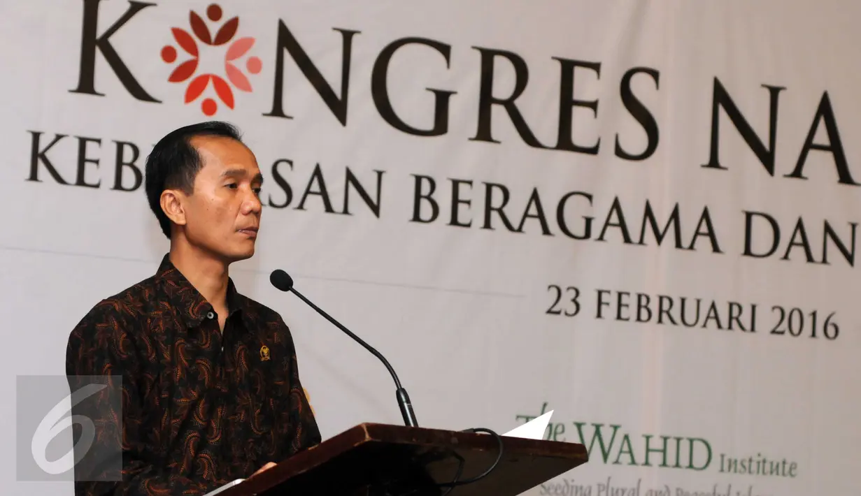 Ketua Komnas HAM Nur Kholis memberi kata sambutan saat menghadiri Kongres Nasional Kebebasan Beragama dan Berkeyakinan di Jakarta, Selasa (23/2). Acara itu digagas Komnas HAM, The Wahid Institute dan Kedubes Kanada untuk RI. (Liputan6.com/Helmi Afandi)