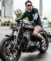 Selain filmnya yang ramai diperbincangkan, para pemeran dari KKN di Desa Penari juga mendapat sorotan. Salah satunya Achmad Megantara yang rajin mengisi layar kaca Indonesia. Pesona tampannya bahkan membuat warganet menyandingkan Achmad Megantara mirip dengan Zayn Malik. Fimela telah merangkum pesona tampannya dengan deretan outfit pilihannya (instagram/megantaraaa)