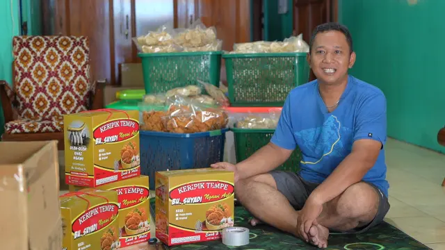 Program MBG mendorong peningkatan produksi keripik di Kampung Tempe Ngawi. Permintaan tempe melonjak hingga 90 kg untuk memenuhi kebutuhan produksi.