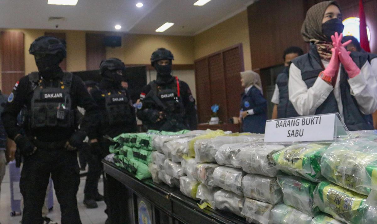 FOTO: Operasi Saber Bersinar Ungkap 715 Kasus Narkotika