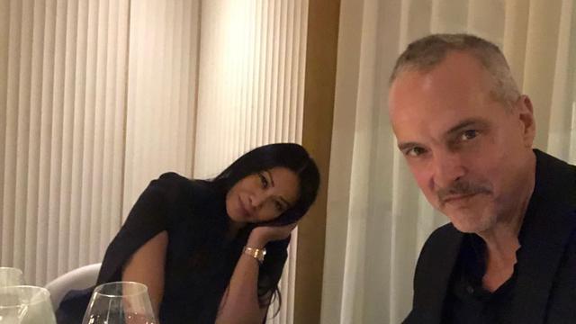 Jarang Terekspos, Ini 6 Momen Manis Anggun C Sasmi dengan Suami Bulenya