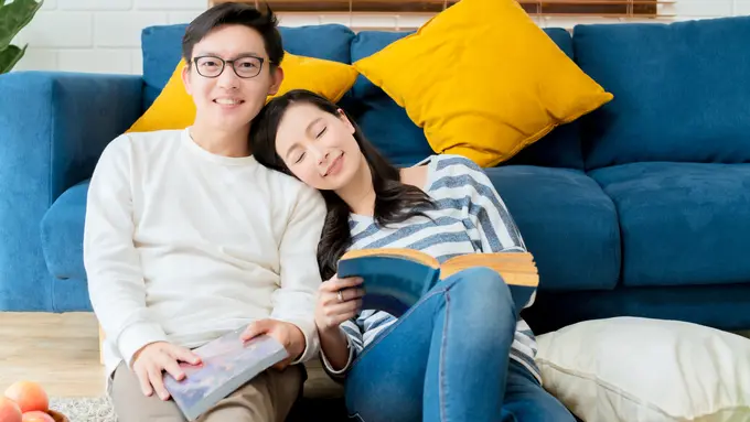 couple september sofa