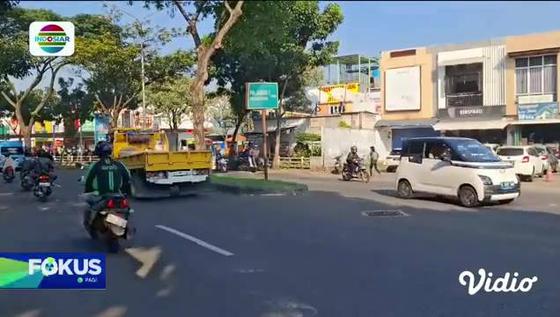 Fokus Pagi : Seorang Penjambret Ponsel di Kawasan Cempaka Putih Diamuk Warga