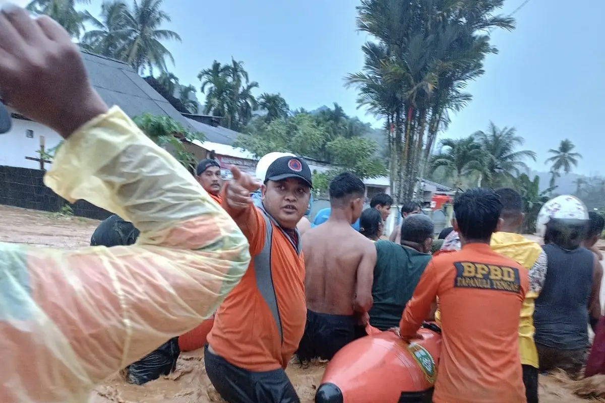 Banjir Bandang Terjang Tapanuli Tengah