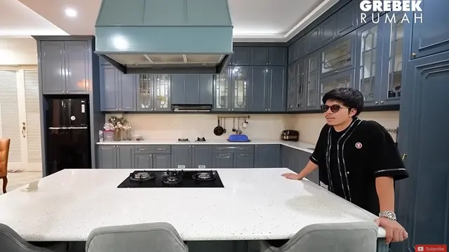 Potret Dapur Rumah Sule