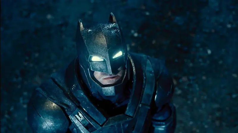 Ben Affleck sebagai Batman. (Foto: Dok. Warner Bros. Pictures/ IMDb)