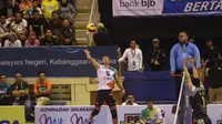 Tim voli putra Jakarta BNI 46 menundukkan Jakarta Garuda dengan skor 3-2 pada Proliga 2019 di GOR C-Tra Arena, Bandung, Minggu (23/12/2018). (Bola.com/Erwin Snaz)