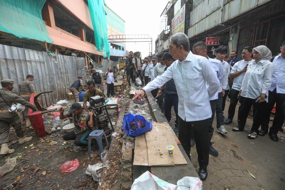 FOTO: Pasca Lebaran,  PKL Ditertibkan di Eks Pasar Bogor