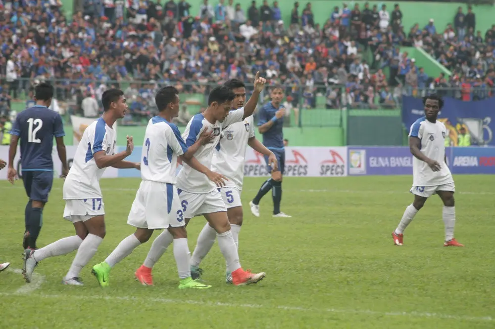 PSIS Semarang tampil bagus di uji coba pertama lawan Arema. (Bola.com/Ronald Seger Prabowo)