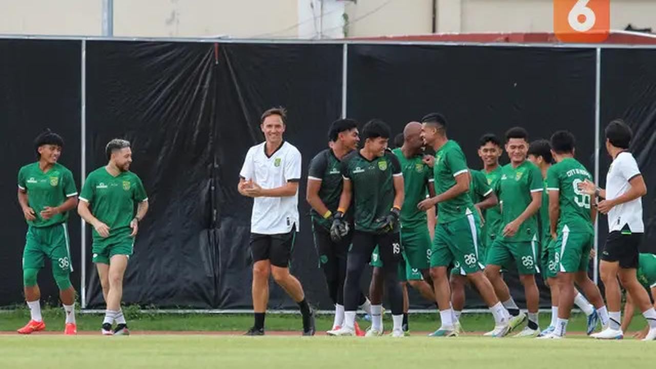 Paul Munster Bawa Persebaya ke Papan Atas, Kontraknya Bakal Diperpanjang?