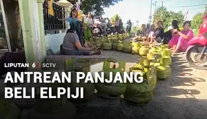 Antrean Panjang Beli Elpiji