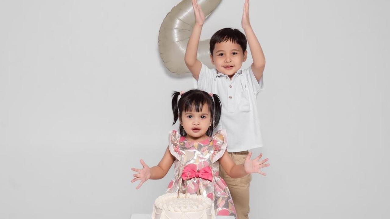 Pemotretan keluarga tasya kamila