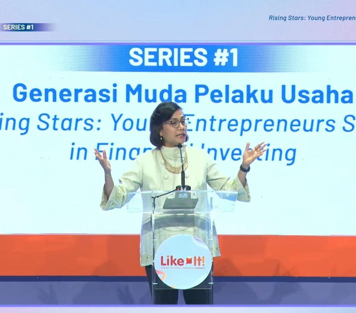 Menteri Keuangan Sri Mulyani Indrawati bercerita, zaman dulu saat dirinya menjadi mahasiswa, untuk melakukan transaksi keuangan sangat sulit, tidak semudah sekarang.