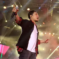 Dari sekian banyak musisi di tanah air, Armada menjadi salah satu yang mampu meraih kesuksesannya di tahun 2017, yakni lewat singlenya yang ngehits banget berjudul Asal Kau Bahagia. (Deki Prayoga/Bintang.com)