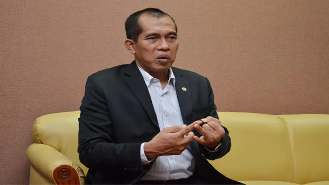 Ketua Komisi I DPR RI Abdul Kharis Almasyhari
