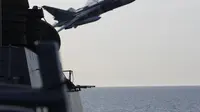 Jet Rusia Lakukan 'Simulasi Serangan' Dekat Kapal Perang AS (Reuters)