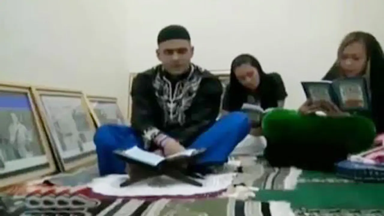 Baca Alquran Jadi Ritual Rutin El Loco Selama Ramadan