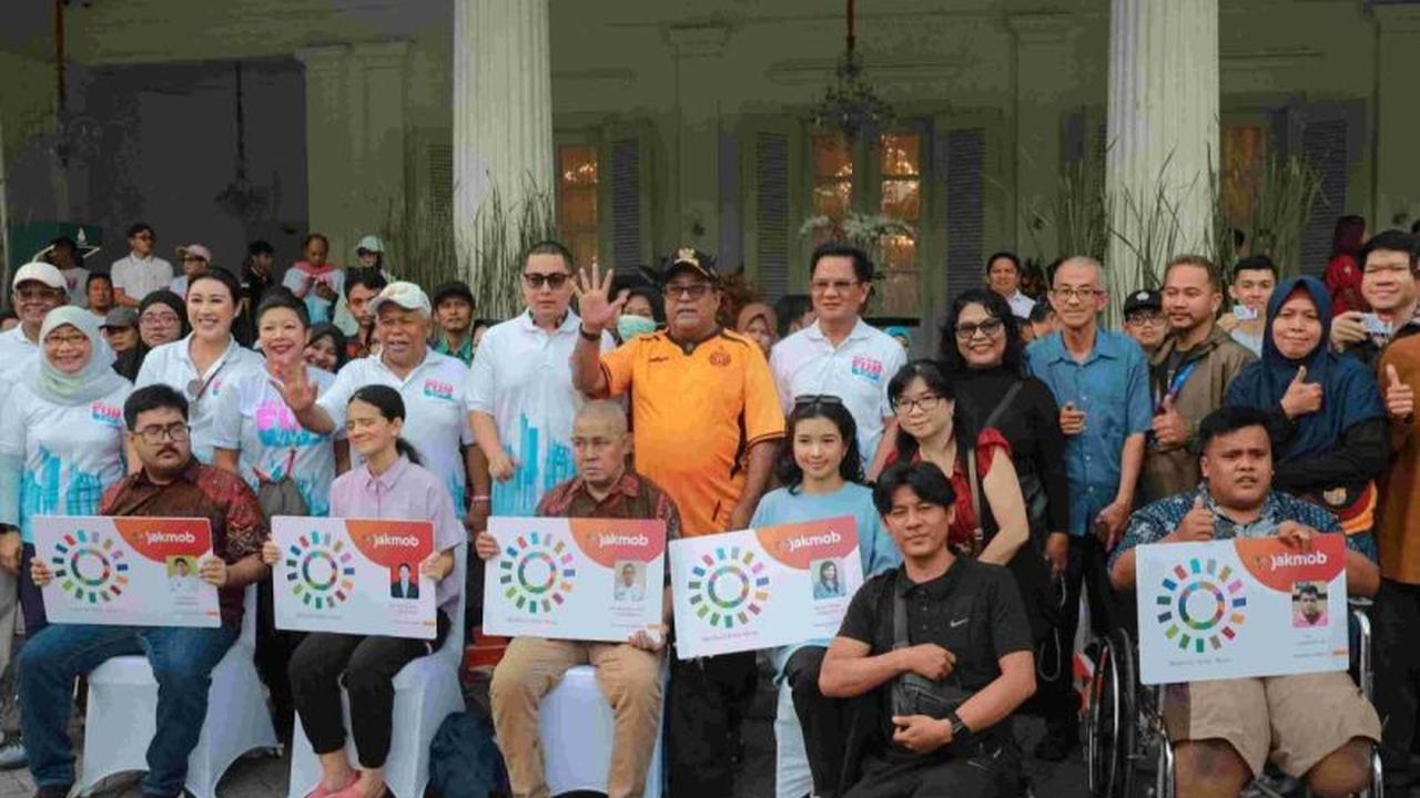 DKI Jakarta Bagikan 146 Kartu Layanan Gratis Disabilitas, Mudahkan Akses Transportasi Umum