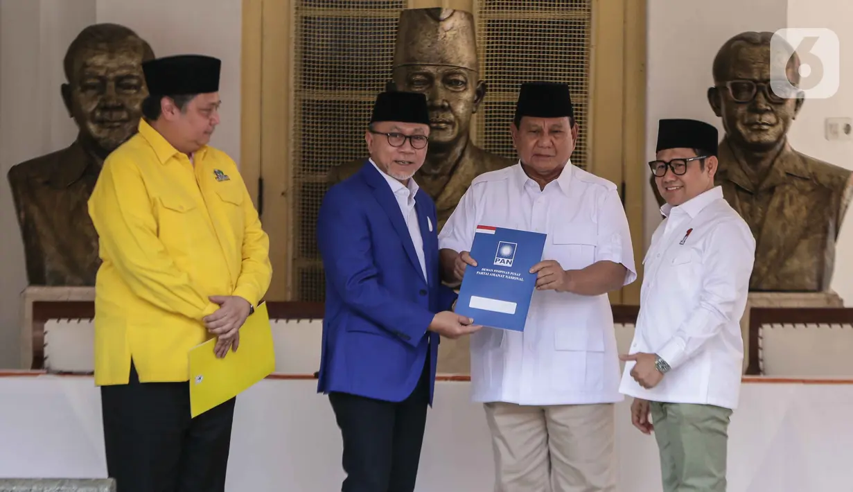 “Saya merasa sangat terharu, sangat dibesarkan hati saya dengan kepercayaan yang begitu besar dari partai besar dan partai bersejarah ini,” kata Prabowo. (Liputan6.com/Faizal Fanani)