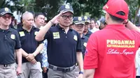 Sebagai langkah awal, Menaker melantik 300 orang pasukan URC pengawas ketenagakerjaan yang tersebar di Jakarta, Banten, dan Jawa Barat.