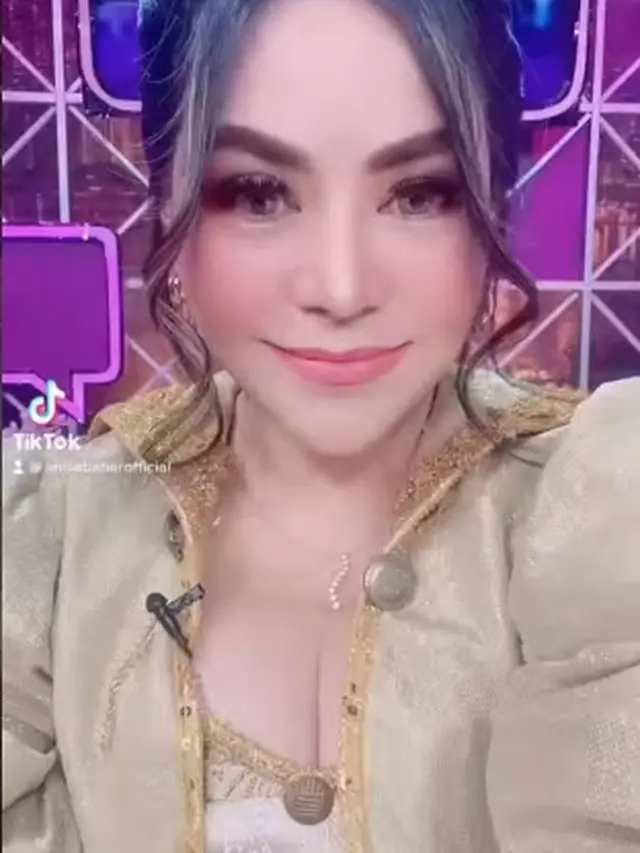 Dulu Dibully, Ini 6 Potret Anisa Bahar yang Kini Langsing dan Berhasil Turun 28 Kg