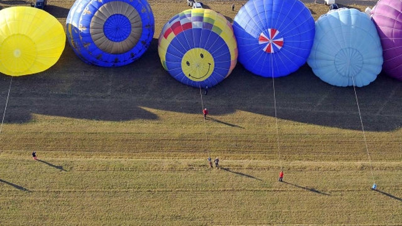 Festival balon udara hiasi langit Prancis