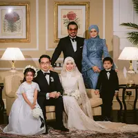 Potret Pernikahan Anak Sambung Siti Nurhaliza. [@_azizulazman]