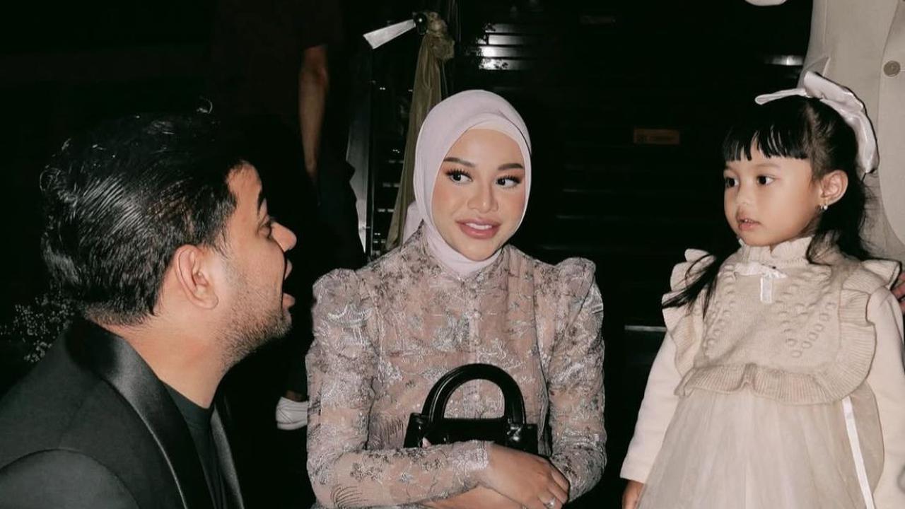7 Potret Atta dan Aurel di Pernikahan Frans Faisal, Doa Spesial untuk Pengantin Jadi Sorotan