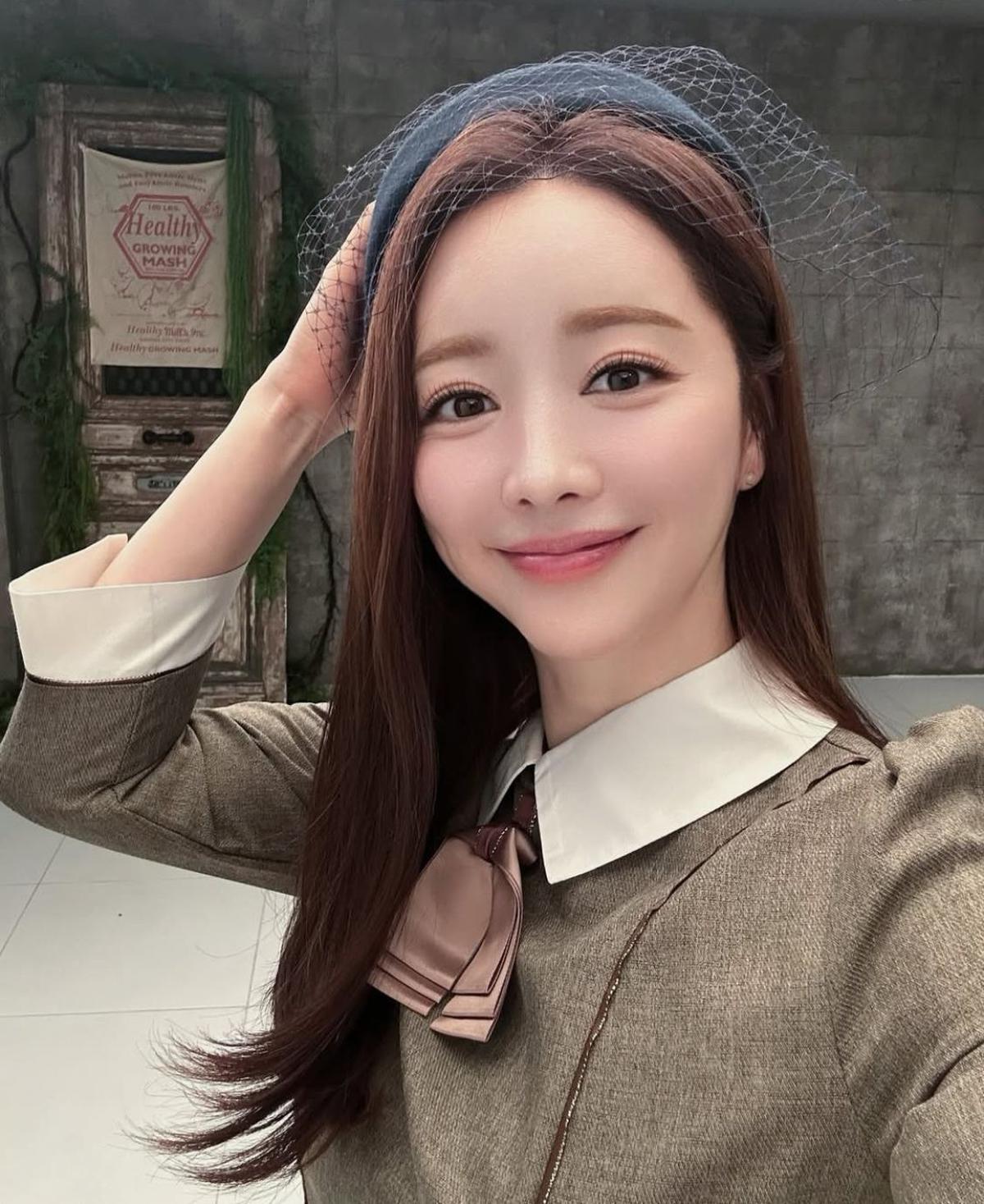 Pesona Hong Soo Ah Jadi Sorotan di Lagi-Lagi Tenis, Visual Menawan dan Skill Tenis Mengesankan