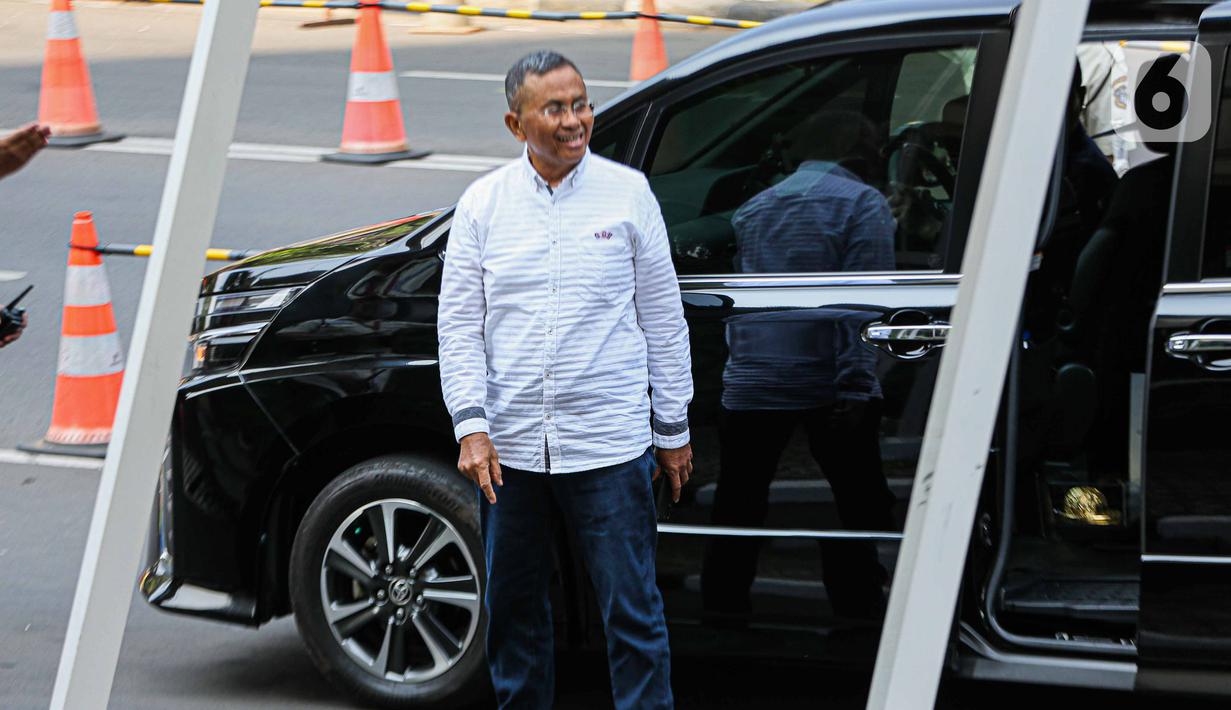 Komisi Pemberantasan Korupsi (KPK) menjadwalkan ulang pemeriksaan mantan Menteri Badan Usaha Milik Negara (BUMN) Dahlan Iskan. (Liputan6.com/Faizal Fanani)