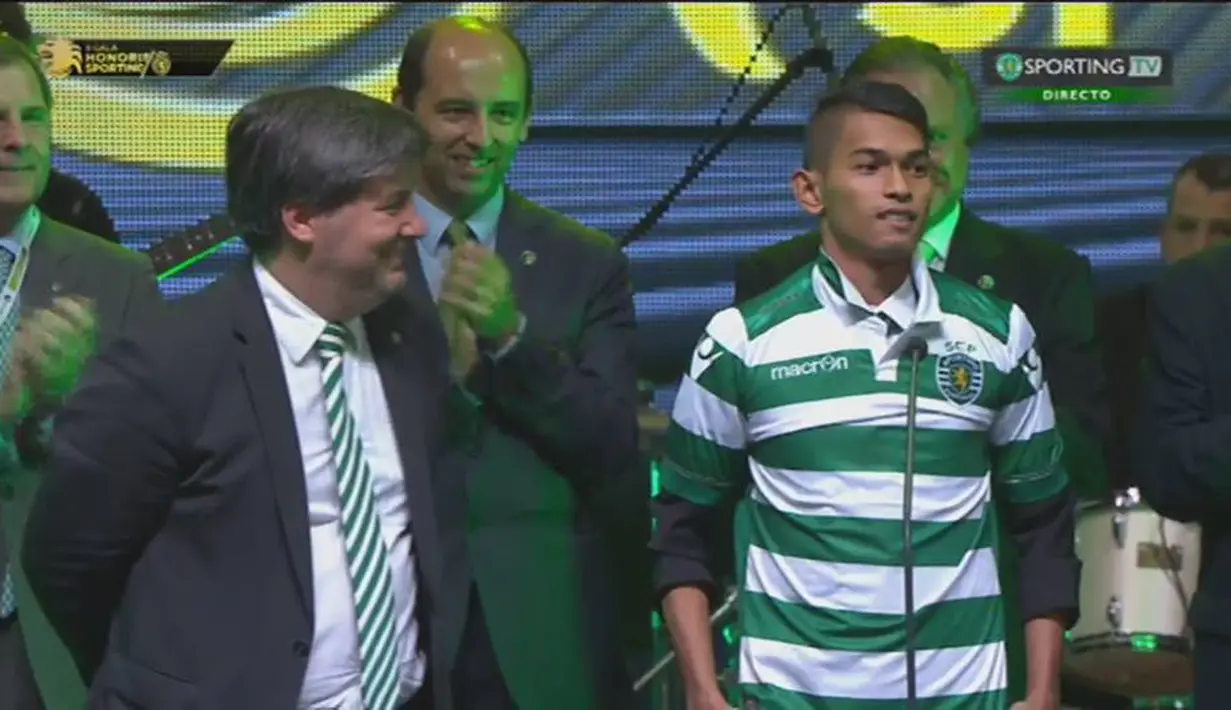 Martunis saat diperkenalkan sebagai pemain Sporting Lisbon. (Facebook/Martunis)