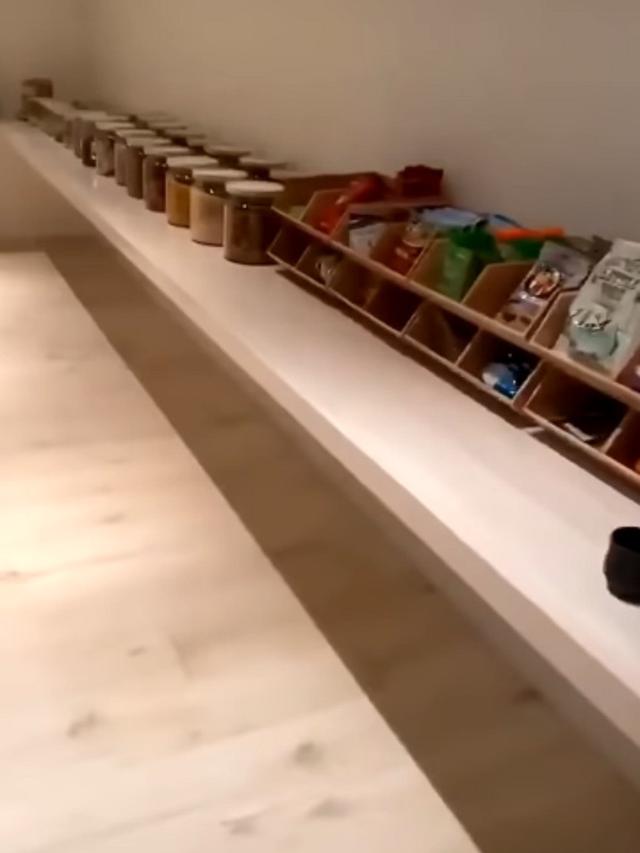 Pantry Kim Kardashian (Instagram/ kimkardashian)