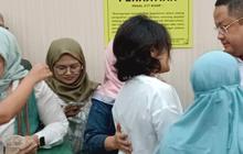 Tangis Istri Pecah Usai Hakim Tolak Praperadilan Tom Lembong