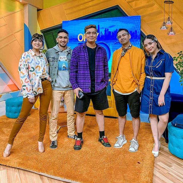 Hapus Foto dan Saling Unfollow, Ini 6 Momen Manis Chika Jessica dan Amec Aris