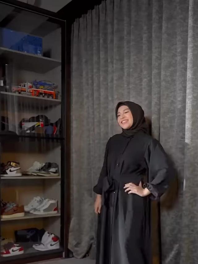 Baby Bump Kehamilan Kedua Aurel Hermansyah